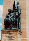 Das Frauendenkmal (Vrouemonument) in Bloemfontein gedenkt der Opfer der britischen Konzentrationslager.